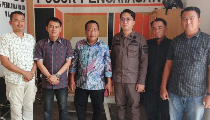 Camat Way Tuba Dilaporkan ke Bawaslu Atas Dugaan Ketidaknetralan dalam Pilkada Way Kanan
