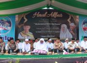 Kapolres Lampung Timur Hadiri Haul Akbar dan Santunan 1000 Anak Yatim di Gunung Pelindung