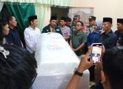 Tangis Haru Sambut Kepulangan Jenazah PMI Wasinah, Bupati Ela Peluk Keluarga di Bandara
