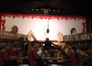 Guyub Rukun Warga Kuningan, Sambut Tahun Baru Islam dengan Wayang Kulit, Kuda Lumping, dan Santunan anak Yatim