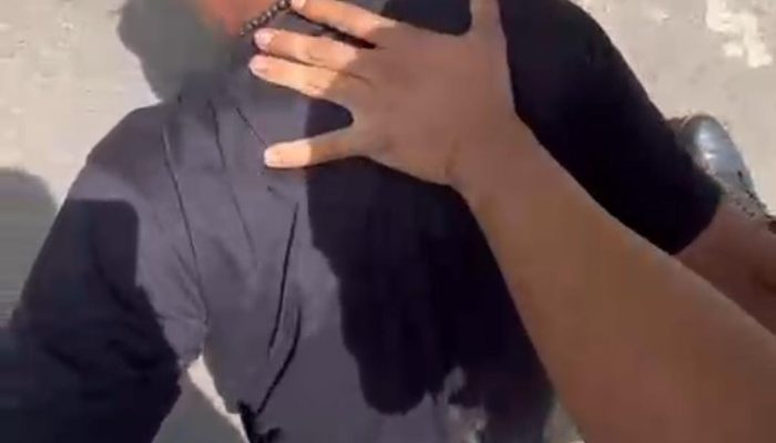Jambret HP di Pasar Bandar Jaya Gagal Beraksi, Dua Prajurit Yonif TP 848/SPC Bertindak Cepat Tangkap Pelaku